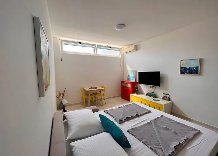 Last Minute تْسافتات